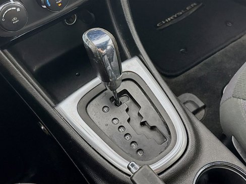 Used 2012 Chrysler 200 LX image 15