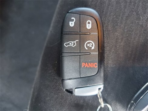 Used 2022 Jeep Compass Latitude image 30