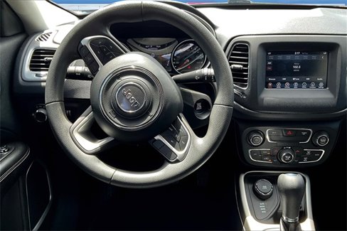 Used 2020 Jeep Compass Sport image 8