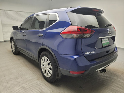 Used 2019 Nissan Rogue S image 5