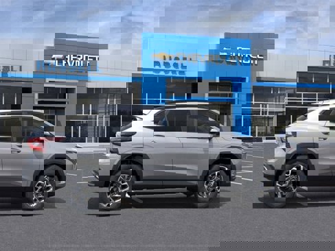 New 2025 Chevrolet Trax LT w/ Driver Confidence Package image 5