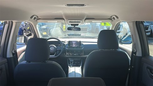 Used 2021 Nissan Rogue SV image 31