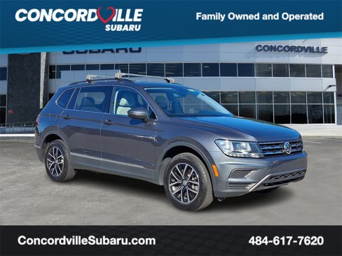 Used 2021 Volkswagen Tiguan SE image 1