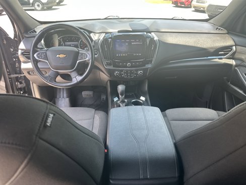 Used 2022 Chevrolet Traverse LT image 32
