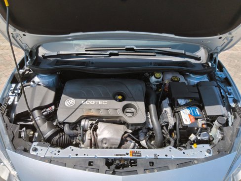 Used 2019 Buick Cascada Premium image 29