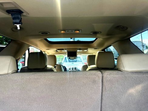 Used 2012 GMC Acadia Denali image 30