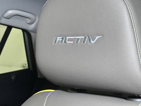 Used 2024 Chevrolet Trax ACTIV w/ Driver Confidence Package image 24