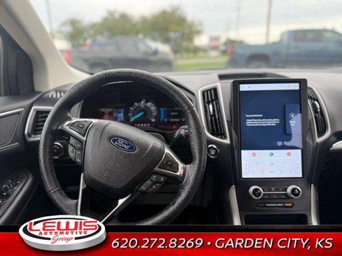 Used 2022 Ford Edge SEL w/ Convenience Package image 10