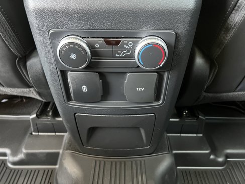 Used 2022 Ford Explorer XLT w/ Equipment Group 202A image 45