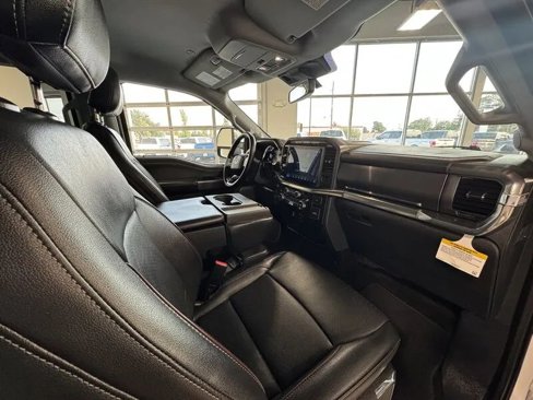 Used 2021 Ford F150 Lariat w/ Max Trailer Tow Package image 21