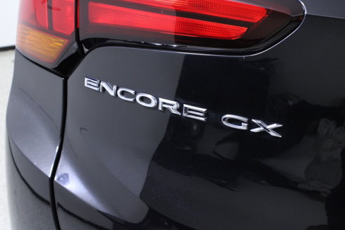 Used 2020 Buick Encore GX Select w/ Experience Buick Package image 9