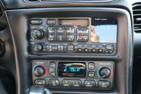 Used 2002 Chevrolet Corvette Convertible w/ Preferred Equipment Group2 image 19