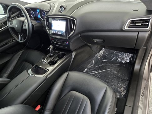 Used 2017 Maserati Ghibli image 18