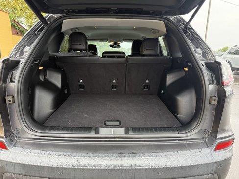 Used 2023 Jeep Cherokee Altitude Lux image 30