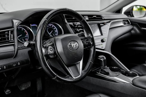 Used 2020 Toyota Camry SE image 22