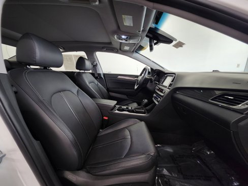 Used 2019 Hyundai Sonata Limited w/ Ultimate Package 04 image 25