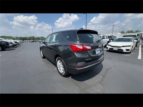 Used 2018 Chevrolet Equinox LS image 6
