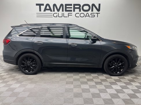 Used 2019 Kia Sorento S image 4