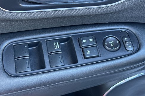 Used 2022 Honda HR-V EX image 16