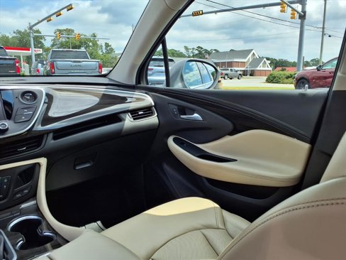 Used 2020 Buick Envision Essence image 13