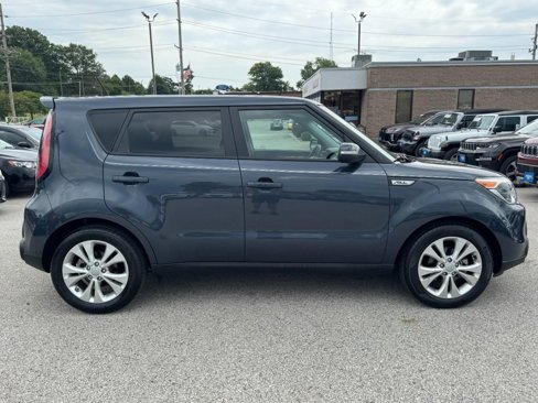 Used 2014 Kia Soul + image 2