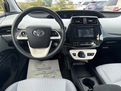 Certified 2017 Toyota Prius Two image 9