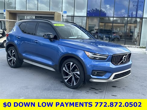 Used 2021 Volvo XC40 T5 R-Design image 4