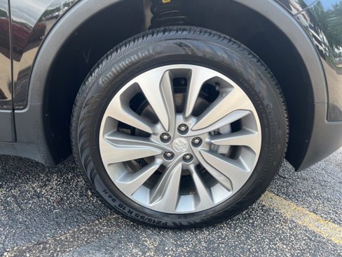 Used 2020 Buick Encore Preferred image 10