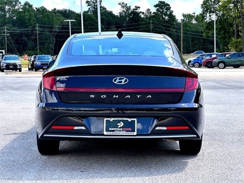 Used 2023 Hyundai Sonata SE w/ Cargo Package image 7