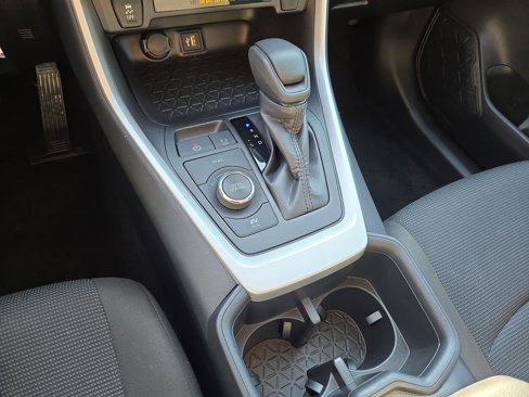 Used 2025 Toyota RAV4 LE image 22