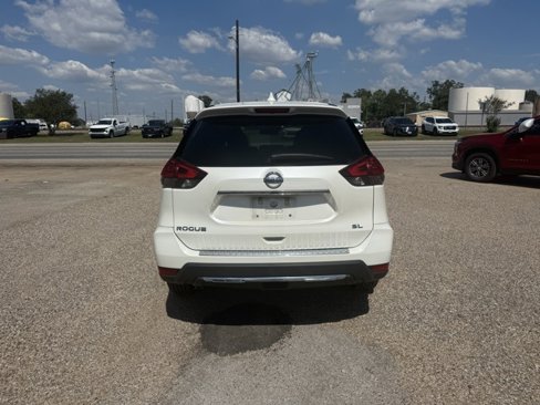 Used 2018 Nissan Rogue SL image 6