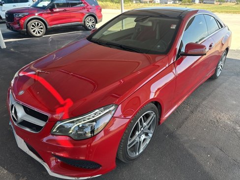 Used 2016 Mercedes-Benz E 400 Coupe image 3