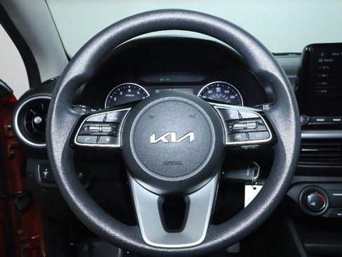Used 2023 Kia Forte LXS w/ LXS Technology Package image 21