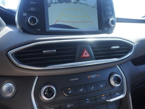 Used 2020 Hyundai Santa Fe SEL image 17