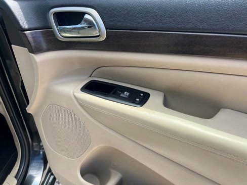 Used 2015 Jeep Grand Cherokee Laredo w/ Quick Order Package 23E image 20
