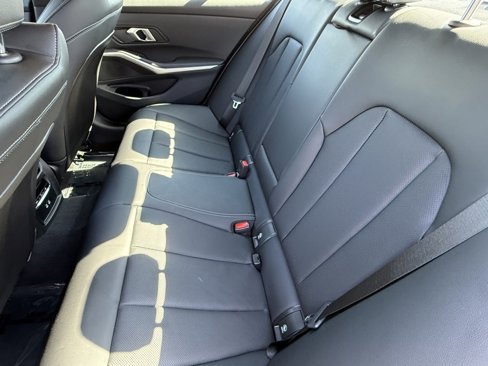 Used 2025 BMW 330i Sedan w/ Convenience Package image 29