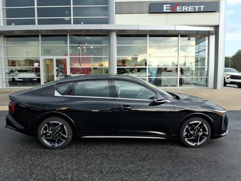 New 2025 Kia K4 GT-Line image 2