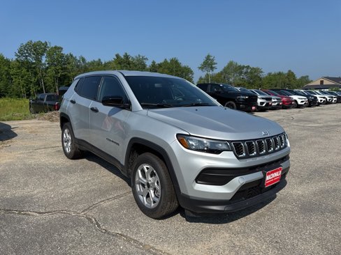New 2025 Jeep Compass Sport image 7