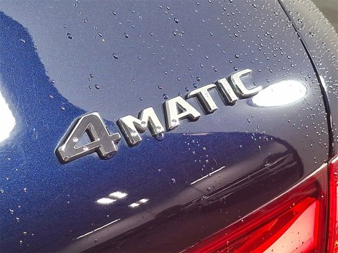 Used 2019 Mercedes-Benz GLC 300 4MATIC image 30
