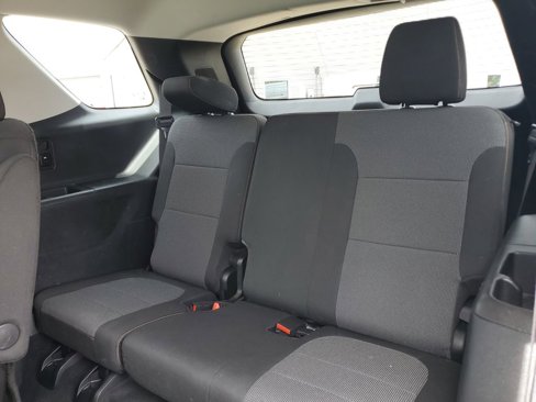 Used 2020 Chevrolet Traverse LT image 8
