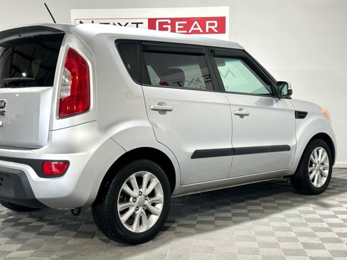 Used 2013 Kia Soul + w/ Audio Pkg image 9
