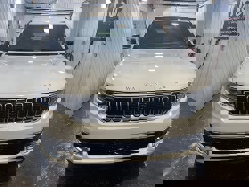 New 2024 Jeep Wagoneer L 4WD image 3