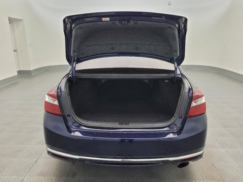 Used 2016 Honda Accord LX image 29