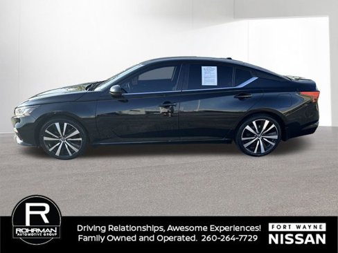 Certified 2022 Nissan Altima 2.5 SR image 4