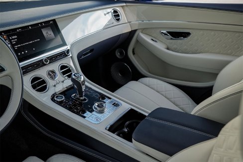 Certified 2023 Bentley Continental GT Azure image 19