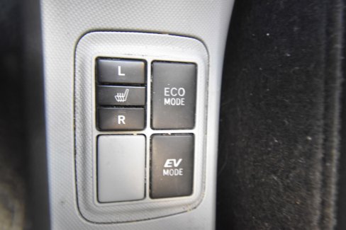 Used 2012 Toyota Prius C Three image 12