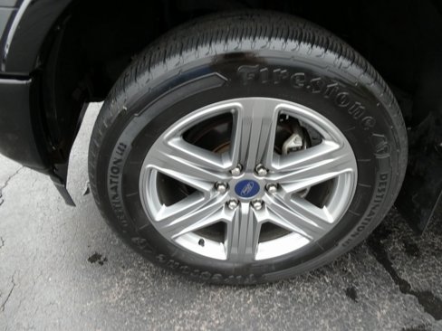 Used 2019 Ford F150 XLT w/ Equipment Group 302A Luxury image 12