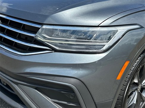 Used 2022 Volkswagen Tiguan SE image 7