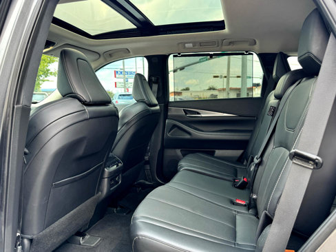 Used 2023 INFINITI QX60 Luxe w/ Cargo Package image 30