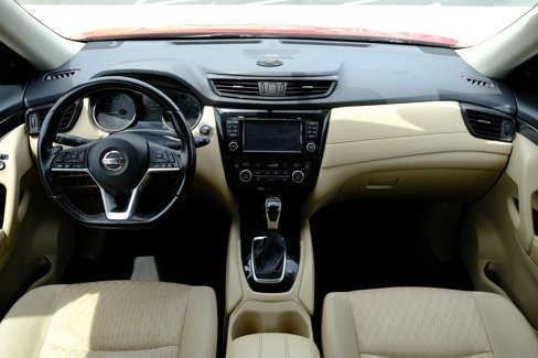 Used 2017 Nissan Rogue SV image 24